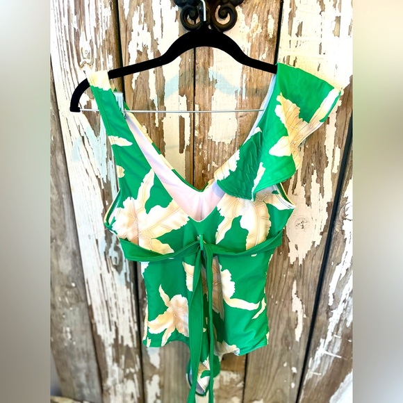 One Piece Green & Tan Ruffle Shoulder tie swimsuit size medium floral print NWOT - Picture 1 of 10